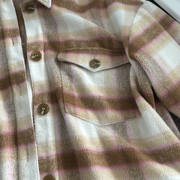 Long button up shacket - Picture 2 of 3